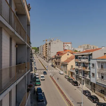 Feel Corporate Housing Campanha Apartment