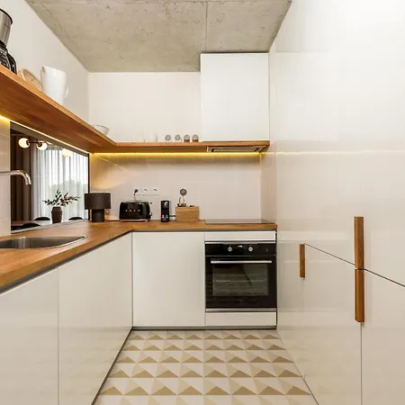Feel Corporate Housing Campanha * Porto