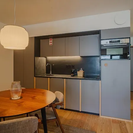 Feel Corporate Housing Campanha