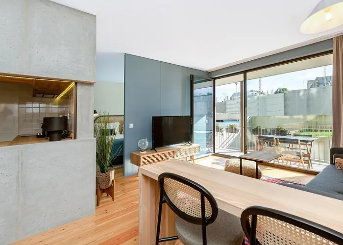 Feel Corporate Housing Campanha *