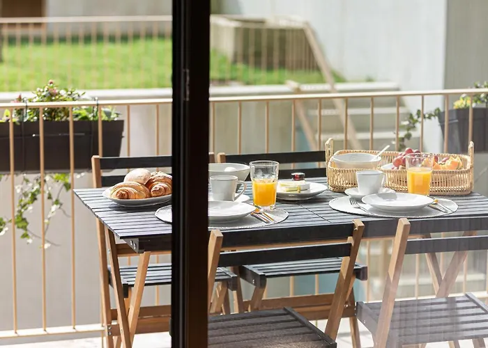 Feel Corporate Housing Campanha פורטו